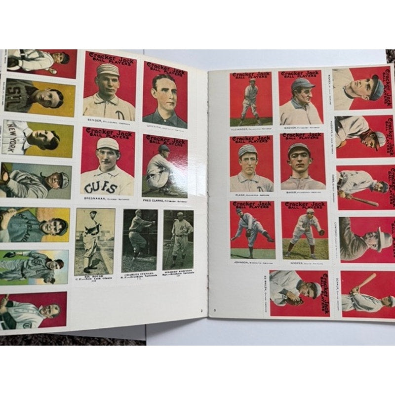 1978 Hall of Fame Baseball Cards Book Babe Ruth, Lou Gehrig, Mickey Mantle, Jackie Robinson, Ty Cobb, Joe DiMaggio, Ted Williams M