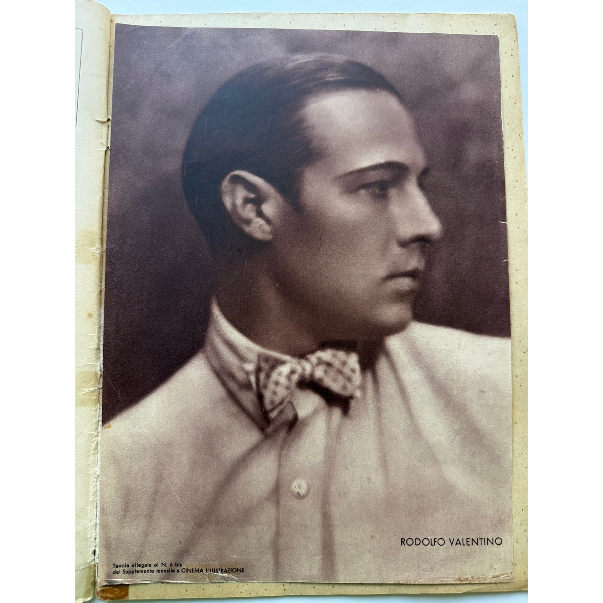 Rare 1933 Italian The Tragic Novel of His Life Rudolph Valentino Magazine Eagle, Son of the Sheik, Blood and Sand, Sainted Devil, Cobra