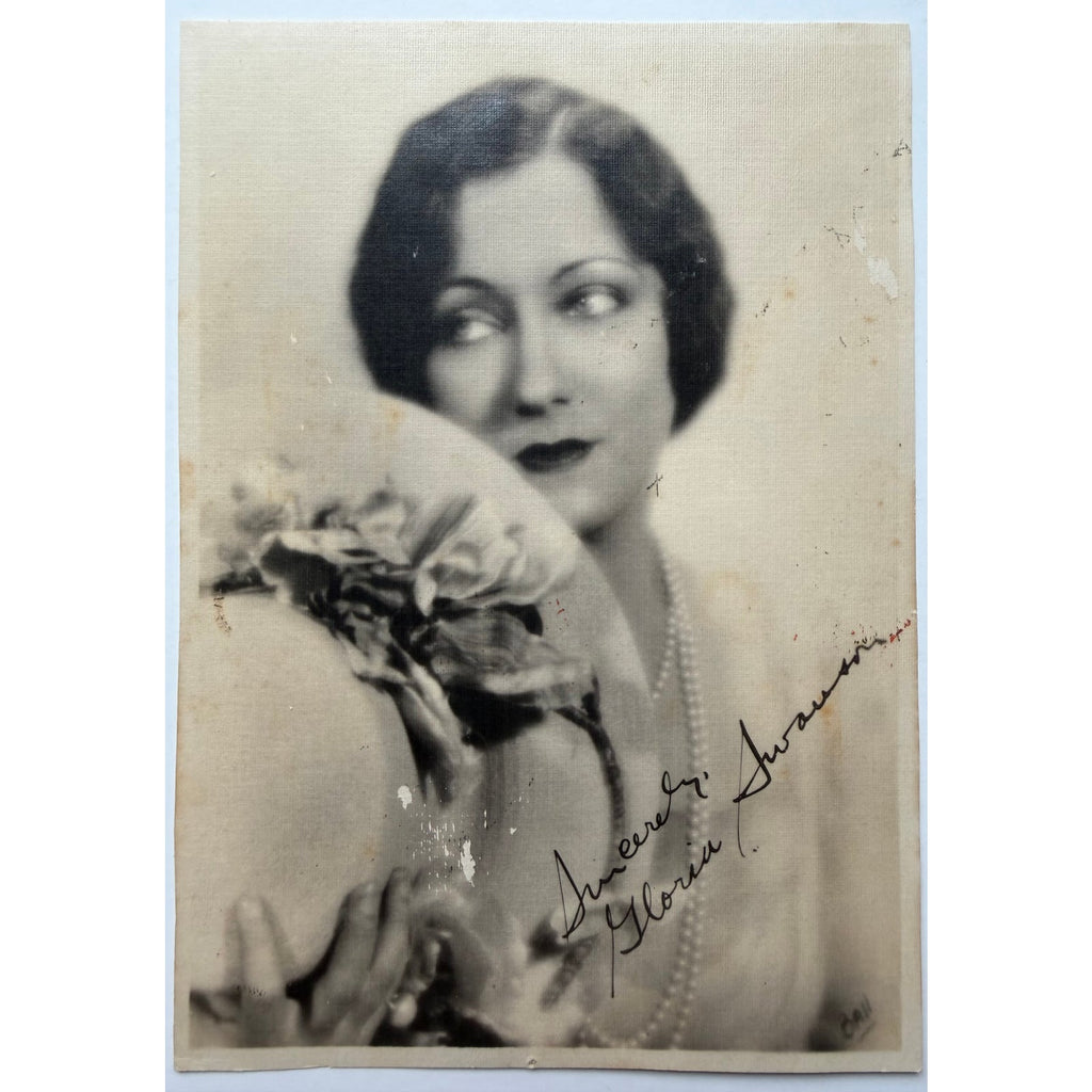 RARE 1920s Gloria Swanson Photo Linen Fan Photo Sunset Boulevard, Queen Kelly, Beyond the Rocks, Male and Female Untamed Lady Sadie Thompson