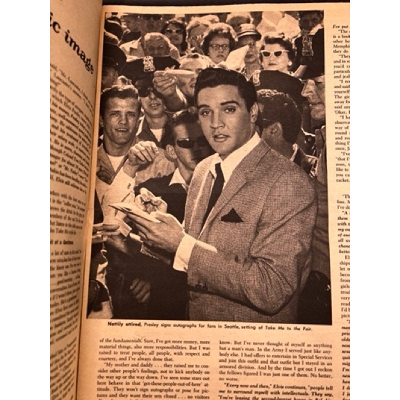 RARE 1962 Local Newspaper Elvis Presley Magazine Parade Akron Graceland, The King, It Happened at the Worlds Fair, Suspicious Minds