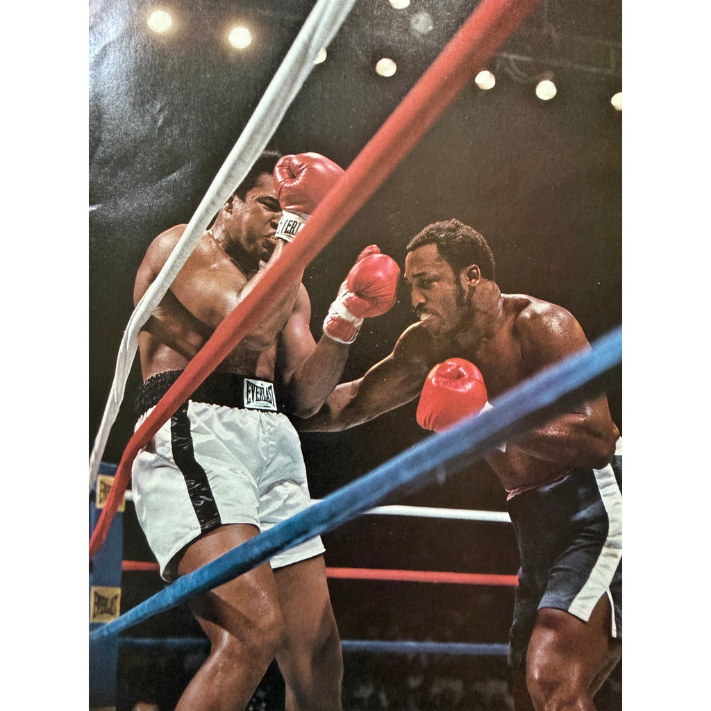 1975 Sports Illustrated Muhammad Ali Magazine Joe Frazier, Heavyweight Champion of the World, Thrilla in Manila
