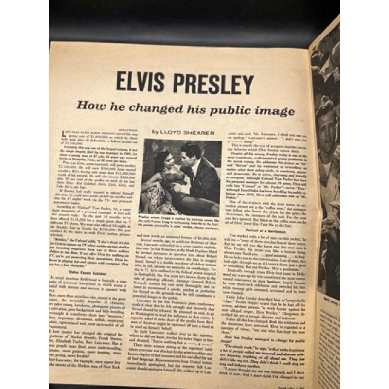 RARE 1962 Local Newspaper Elvis Presley Magazine Parade Akron Graceland, The King, It Happened at the Worlds Fair, Suspicious Minds